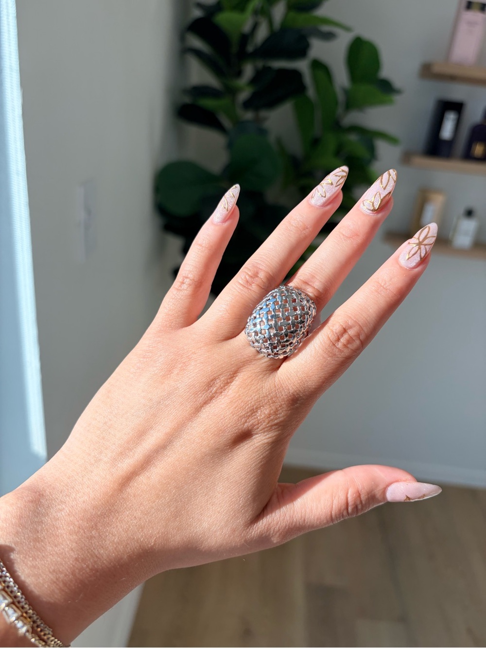 Silver Dome Mesh Statement Ring - Women's Fashion